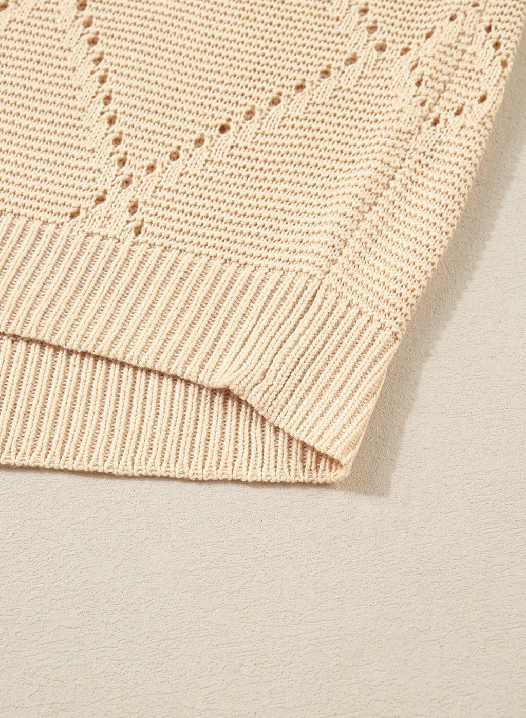 Solid Color Hollowed Detail Rhombus Pattern Knit Short Sleeve Sweater