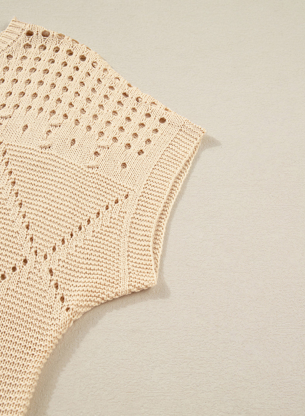 Solid Color Hollowed Detail Rhombus Pattern Knit Short Sleeve Sweater