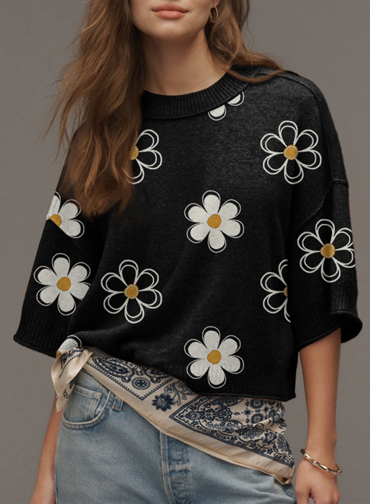 The Goldie Crew-Neck Cashmere Sweater