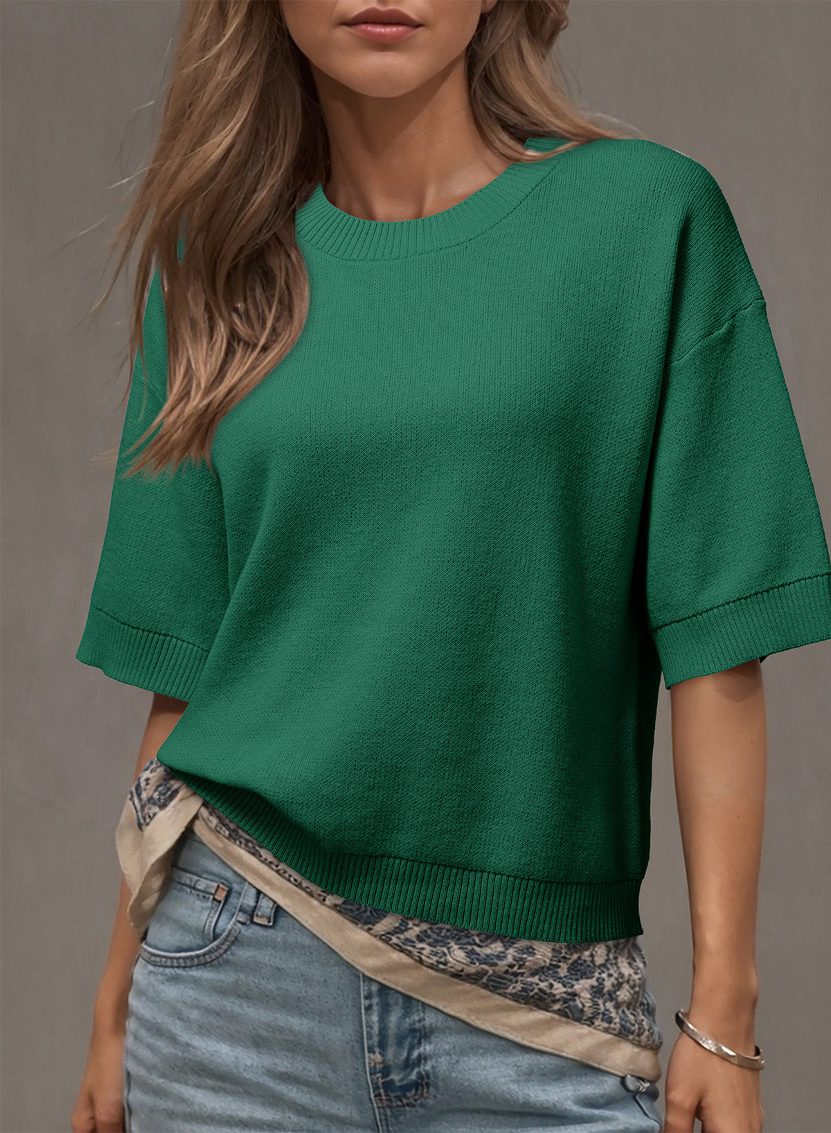 The Goldie Crew-Neck Cashmere Sweater