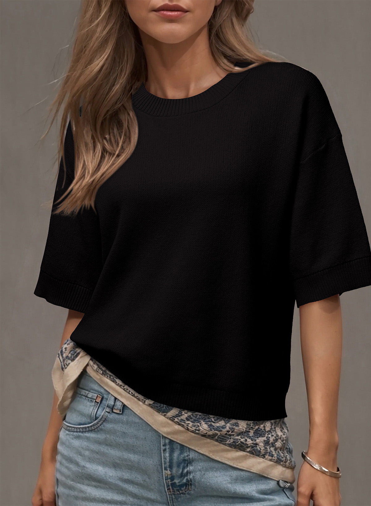 The Goldie Crew-Neck Cashmere Sweater