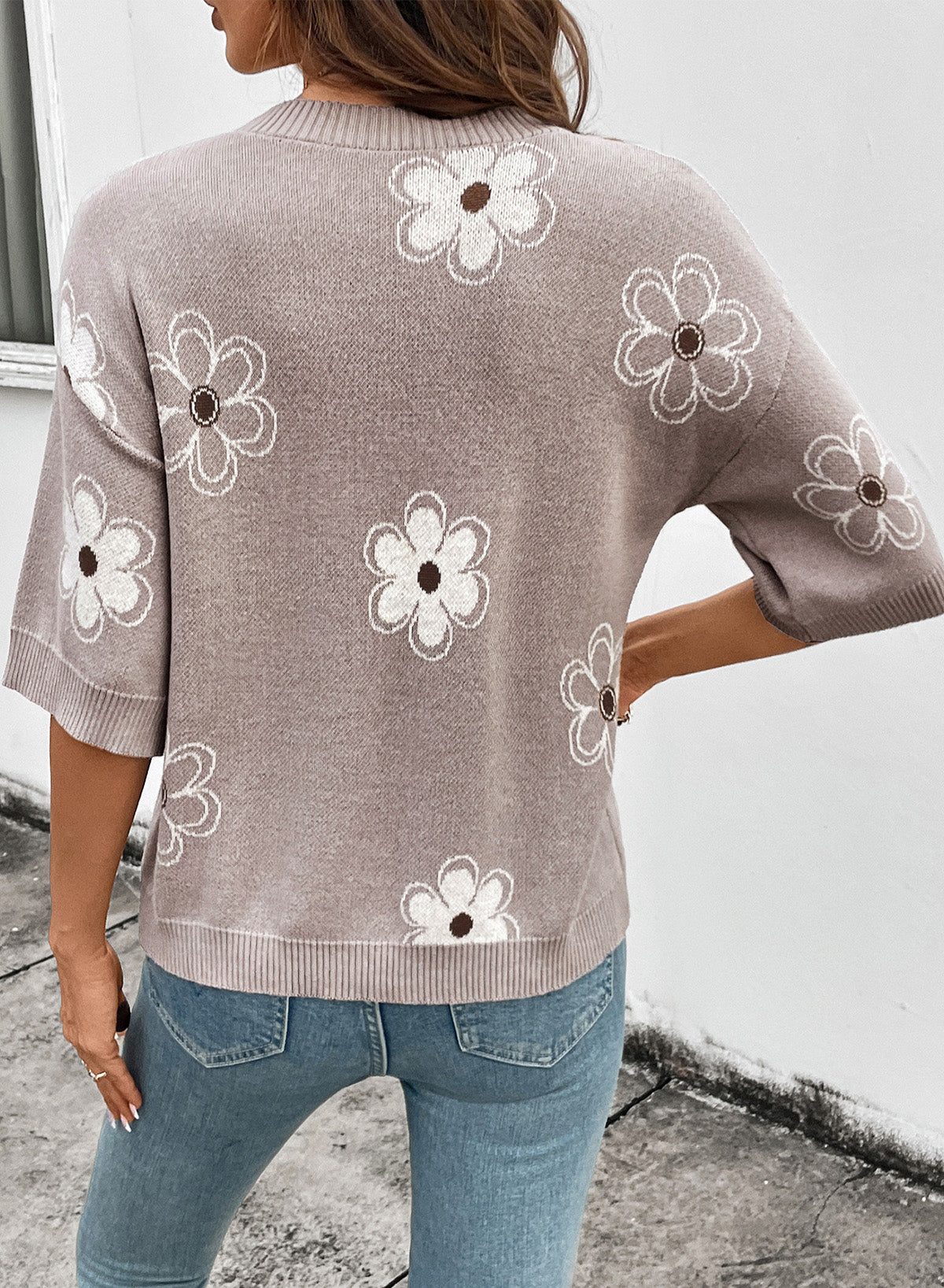 The Goldie Crew-Neck Cashmere Sweater