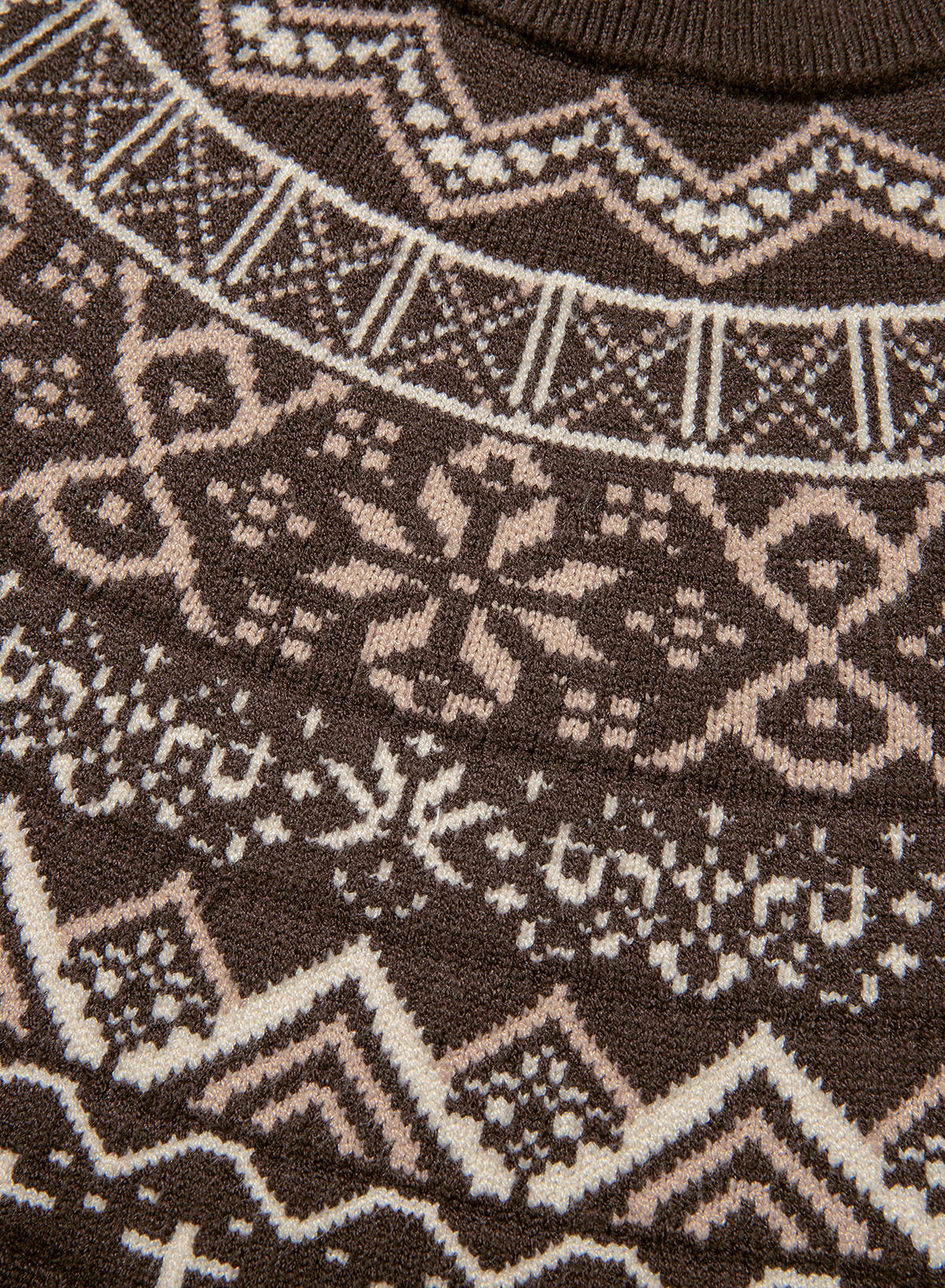 Festive Geometric Print Round Neck Shift Sweater