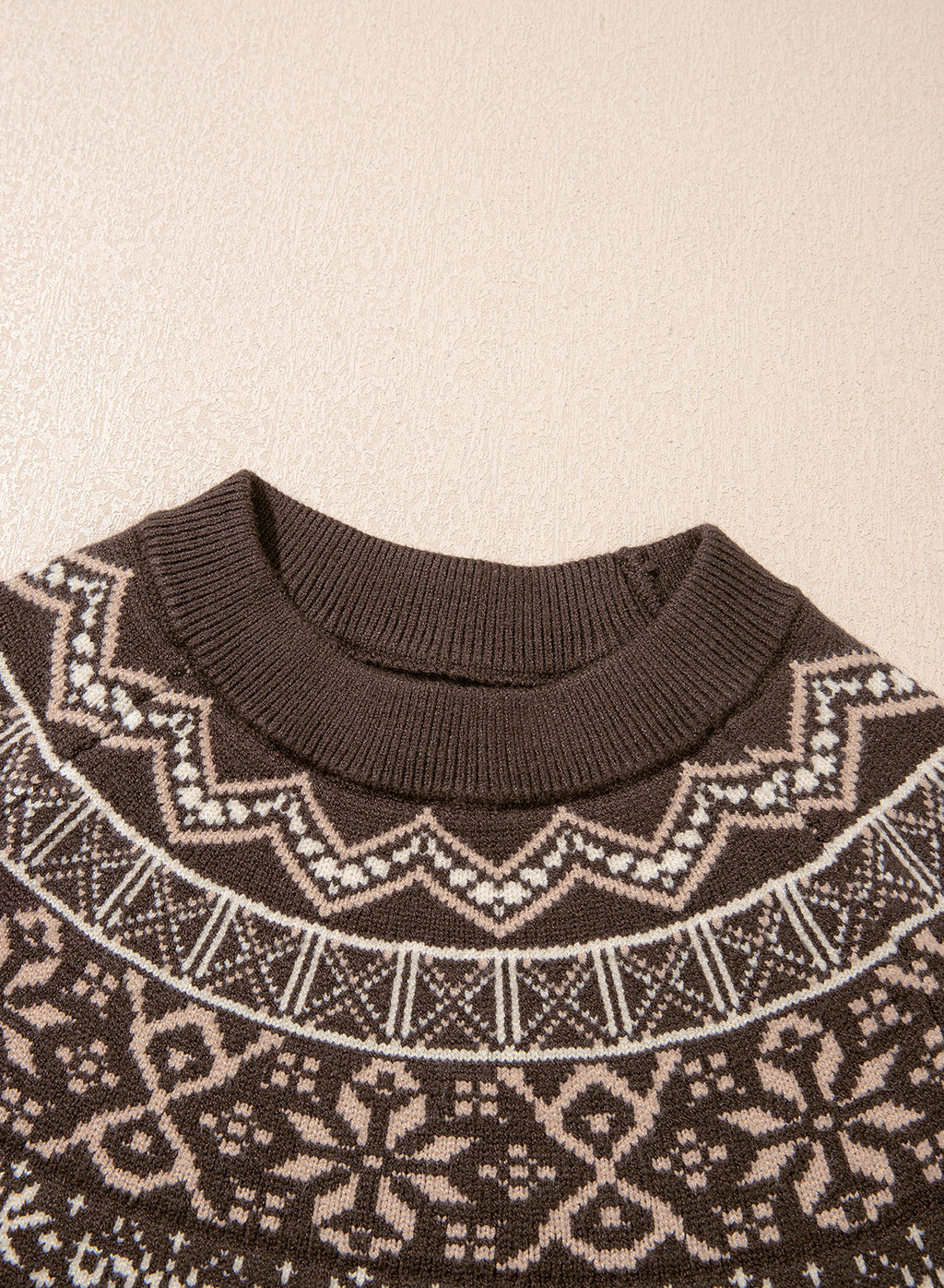 Festive Geometric Print Round Neck Shift Sweater