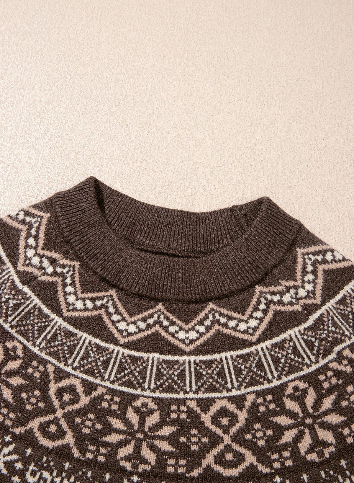 Festive Geometric Print Round Neck Shift Sweater