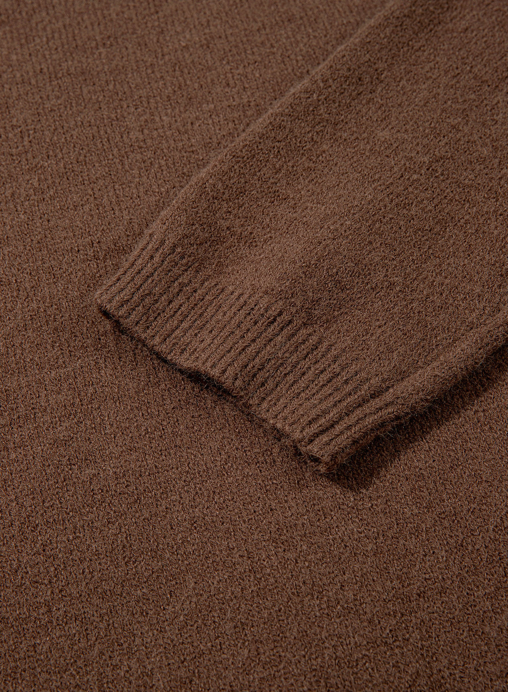 Pullover sweater