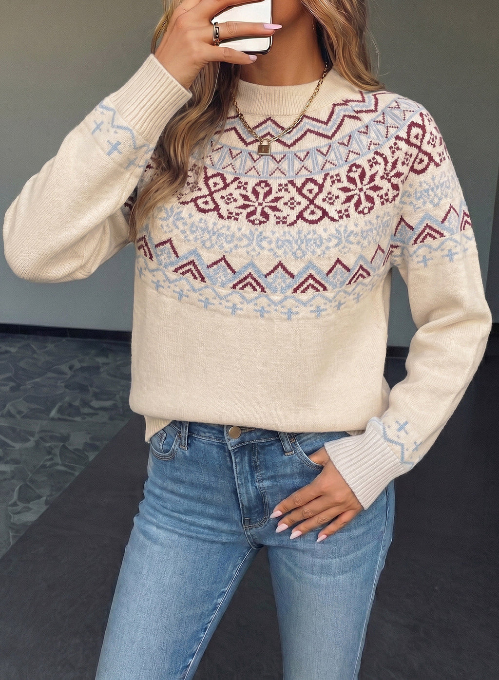 Festive Geometric Print Round Neck Shift Sweater