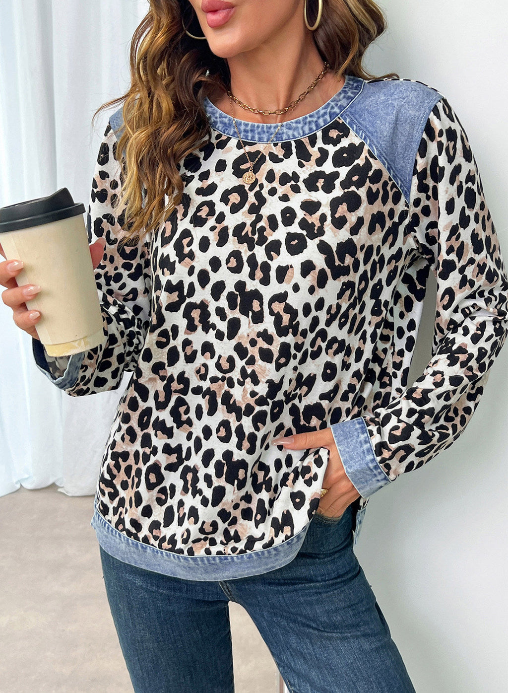 Women's Patchwork Patch Round Neck Long Sleeve Casual Loose T-Shirt