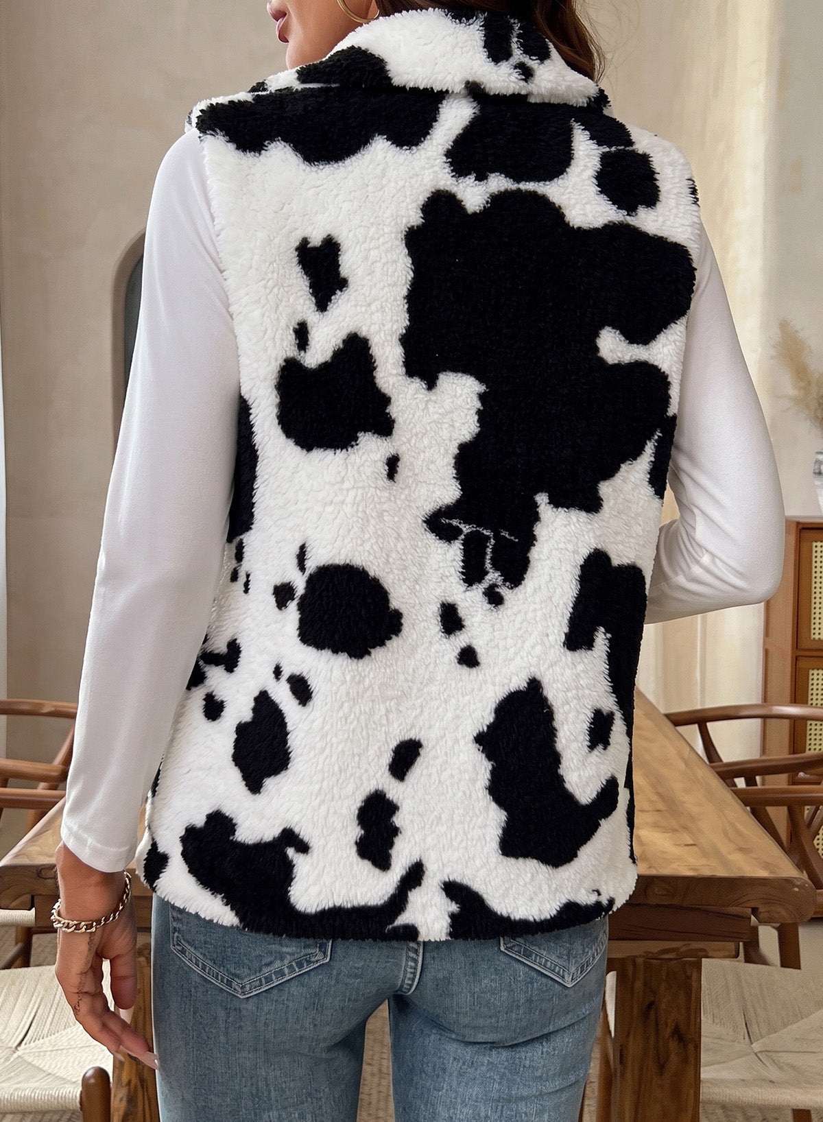 Dokotoo Womens Fleece Vest Zip Up Cow Print Sherpa Sleeveless Jacket