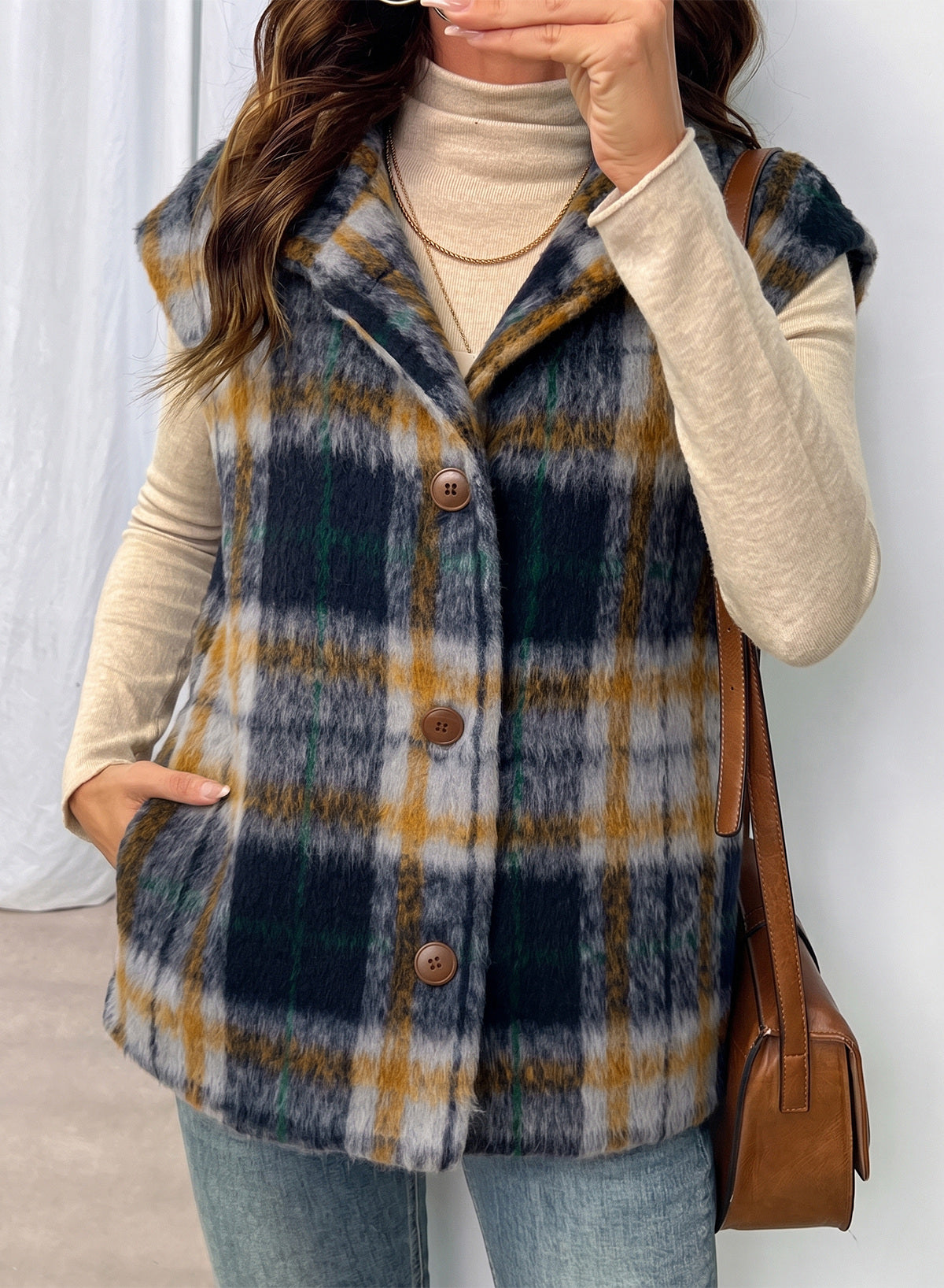 Dokotoo Oversized Plaid Vest Tops for Women Fleece Cap Sleeve Coats