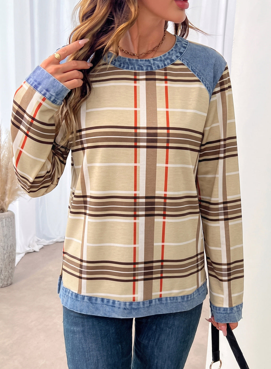 Women's Patchwork Patch Round Neck Long Sleeve Casual Loose T-Shirt