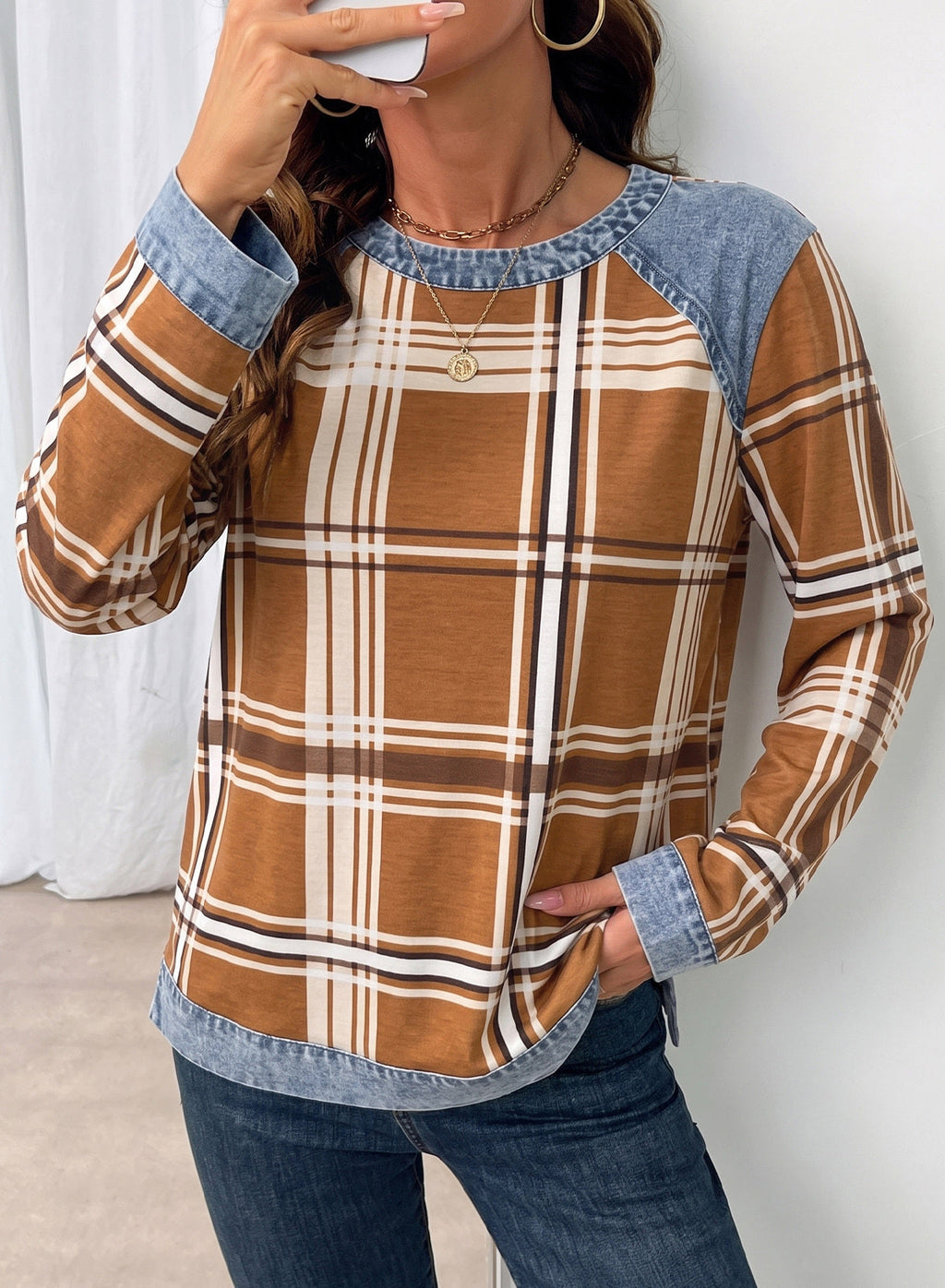 Women's Patchwork Patch Round Neck Long Sleeve Casual Loose T-Shirt
