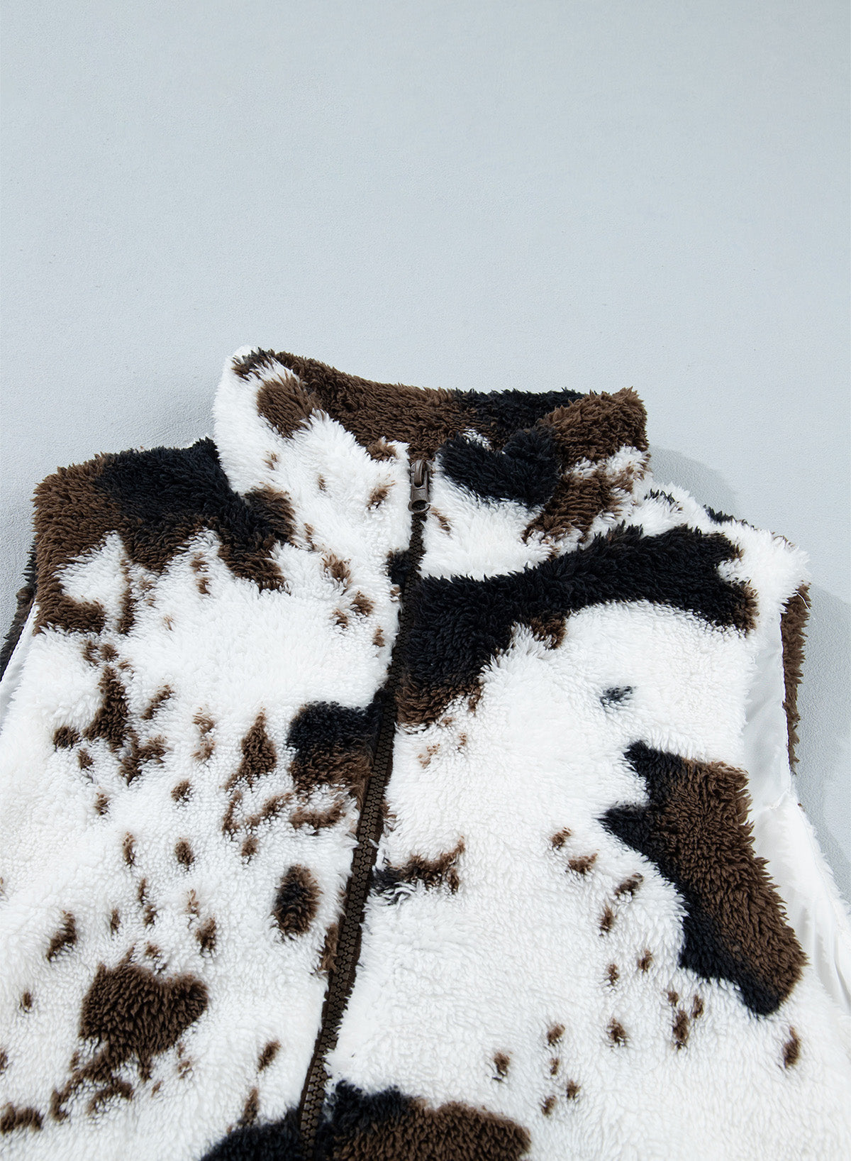 Dokotoo Womens Fleece Vest Zip Up Cow Print Sherpa Sleeveless Jacket